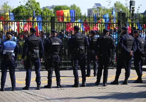 Ziua în care democrația a încasat patru gloanțe. Cum a schimbat AUR prin forță regulile din Parlament&nbsp;