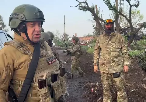 Evgheni Prigojin acuză Kremlinul că a interzis relatările despre el în presa de stat, după victoria de la Bahmut, și amenință conducerea că va primi „o palmă de la popor"