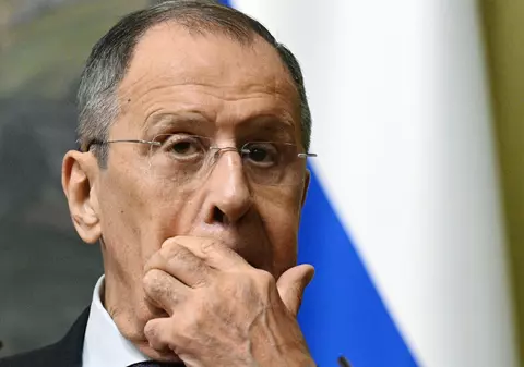 Serghei Lavrov susține că Occidentul „se joacă cu focul” în cazul livrărilor de avioane F-16 pentru Ucraina și că vrea „să dezmembreze” Rusia