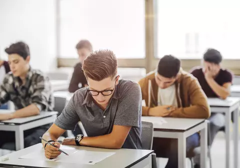 Baremul de corectare la BAC Română 2023 a fost publicat de Ministerul Educației. Cum trebuiau rezolvate subiectele