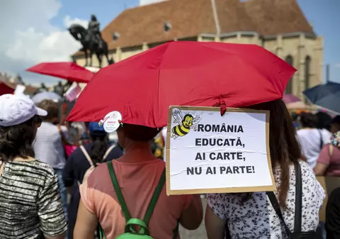 Lecția grevei și cosmica ipocrizie a unui deceniu de „România educată”: când nu faci ce spui că faci, criza devine sistemică 