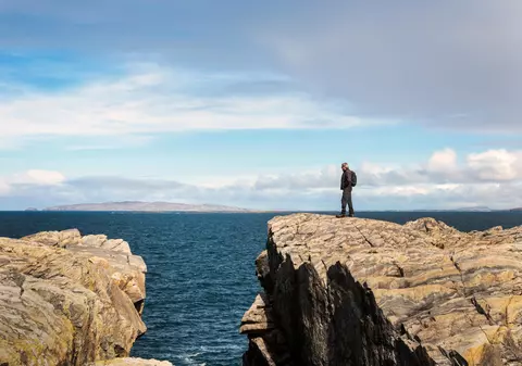 Irlanda oferă granturi de peste 80.000 de euro celor care aleg să locuiască pe una dintre insulele sale izolate