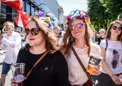 Estonia devine prima țară baltică ce legalizează căsătoriile între persoanele de același sex