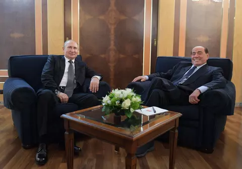 Vladimir Putin deplânge moartea "dragului prieten" Berlusconi: "Trecerea lui în neființă este o pierdere ireparabilă"