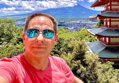 Dan Negru, dezamăgit de modul în care România e promovată: „La noi, turismul e paradisul hoților”. Prezentatorul se află în vacanță, în Japonia