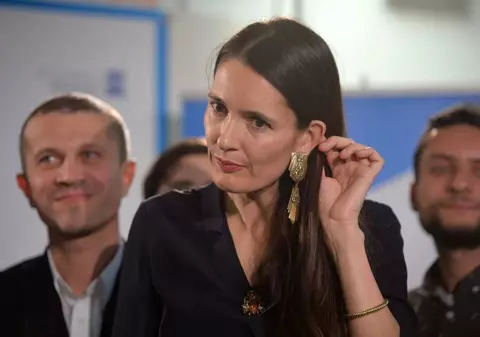 Reacția lui Clotilde Armand după ce a fost prinsă de Poliție cu 77 km/h oră în București