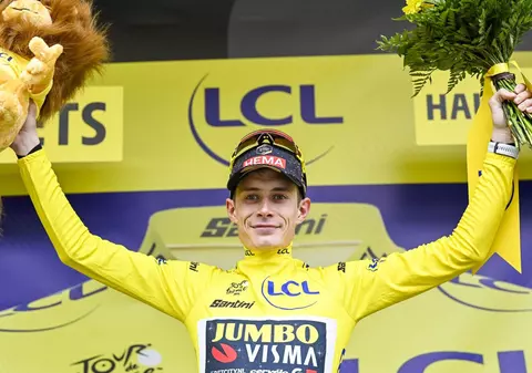 Danezul Jonas Vingegaard, înainte de contratimpul de azi din Turul Franței, în care l-a spulberat pe slovenul Tadej Pogacar: „Stați liniștiți, nu iau nimic”