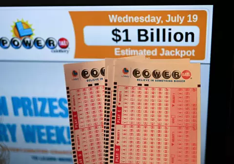 A fost câștigat premiul de un miliard de dolari la Powerball, în SUA. Biletul câștigător a fost pus în California