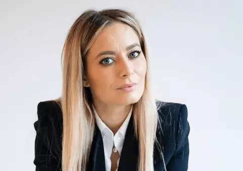 De ce Laura Cosoi consideră concediul de maternitate „un pericol”: „Ca femei, avem nevoie și de alte lucruri”. Își dorește și al patrulea copil