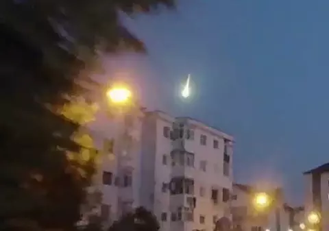 Șeful Salvamont Hunedoara explică de ce s-au alertat salvatorii când a trecut marți seara un meteorit peste orașele Lupeni și Uricani, din Valea Jiului