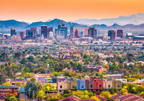 Viața în Phoenix, orașul american care a depășit 43 de grade Celsius în fiecare zi din iulie: „Te simți ca într-un cuptor”