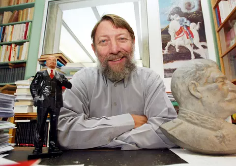 INTERVIU. Autorul „Cărţii negre a lui Putin”, despre naivitatea liderilor europeni față de Kremlin: „Avem o clasă politică nouă, care habar n-are ce e un Kalashnikov”