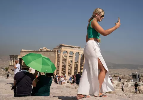 Grecia înfruntă un val de caniculă cu temperaturi de până la 44 de grade Celsius. Ce măsuri au luat autoritățile