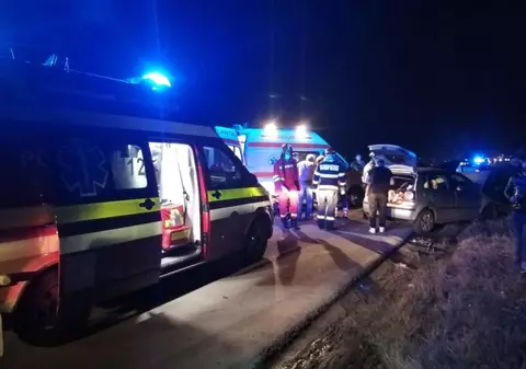 Un șofer drogat a provocat un accident cu două victime, în Prahova