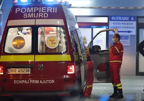 Al doilea deces după exploziile de la Crevedia. „Este soția bărbatului care ieri a făcut infarct”, anunță Arafat. Femeia avea arsuri pe 95% din suprafața corpului