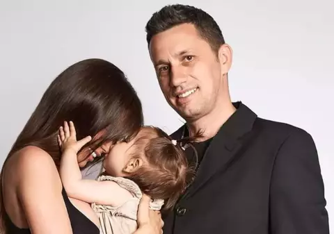 Flick, "Domnul Rimă", și soția sa, Denisa Filcea: „Nu am dormit nicio noapte separat de când ne-am căsătorit”