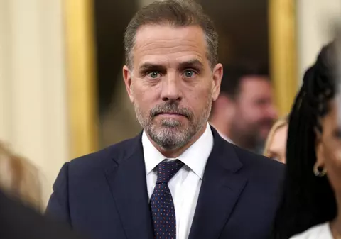 Hunter Biden cere instanței renunțarea la urmăririle împotriva sa invocând o decizie luată într-un caz în care e vizat Donald Trump
