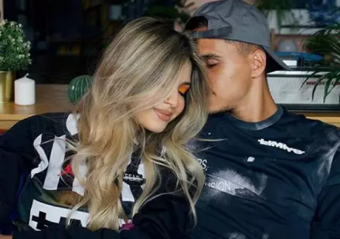 Vloggerița Irina Deaconescu despre căsătoria cu Cristi Manea. „Se întâmplă să fiu mai mereu eu cu mami”