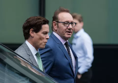 Actorul Kevin Spacey revine pe ecrane, după ce a fost găsit nevinovat de agresiuni sexuale
