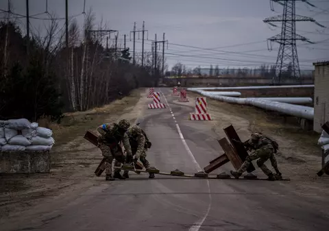 Ucraina alocă aproape 35 de milioane de dolari pentru a construi fortificații în regiunile din nord-est care se învecinează cu Rusia și Belarus