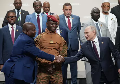 Rusia acuză MI6 că a format o echipă de asasini ucraineni pentru a-i elimina pe liderii africani care sunt aliații lui Putin
