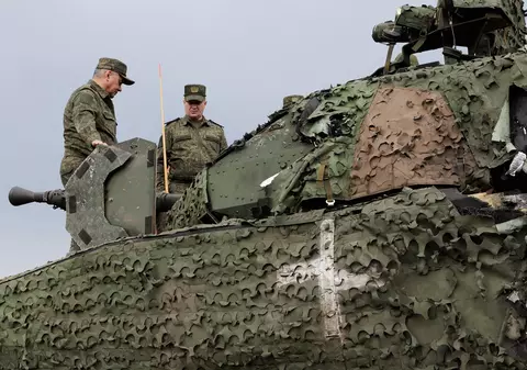 Cum vrea Rusia să contracareze amenințarea "exponențială" din partea NATO. Șoigu: "Occidentul colectiv duce un război prin intermediari împotriva noastră"