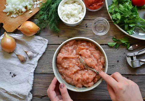 Rețete cu carne tocată de pui