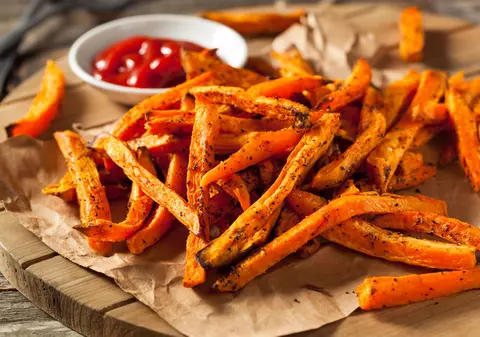 Reţete cu cartofi dulci la tigaie