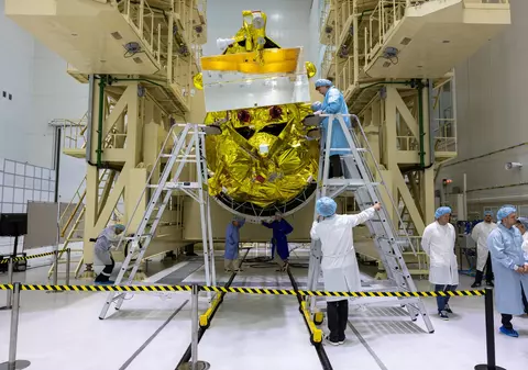 Rusia evacuează un sat întreg ca să poată lansa un modul spre Lună. Ce legătură are misiunea selenară cu locuitorii din Şahtinski