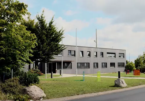 Un român s-a dus la Poliție ca să-și recupereze obiecte confiscate, dar când l-au văzut, polițiștii nemți au vrut imediat să-l aresteze