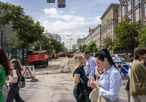 „Pur şi simplu nu mai era nicio părticică pe ea care să fi rămas neatinsă". Realitatea aproape invizibilă a războiului din Ucraina: cazurile de violență domestică au explodat