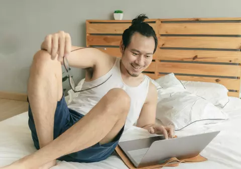 „Tortura și barbaria” sunt endemice în industria pornografică, arată un raport, potrivit căruia 90% din conținut cade sub incidența faptelor penale