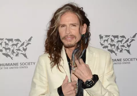 Steven Tyler, solistul de la Aerosmith, își amână concertele din cauza unei hemoragii la corzile vocale