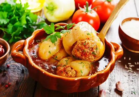 Rețetă de ciorbă cu ardei umpluţi