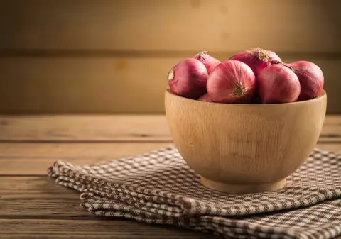 Cum se depozitează corect ceapa. Cum se păstrează ceapa în condiții optime