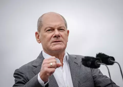 Cancelarul german Olaf Scholz a căzut când făcea jogging și s-a lovit la față
