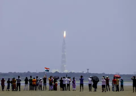 India a lansat cu succes prima sa misiune către Soare, la câteva zile după ce a trimis o navă spațială la polul sudic al Lunii