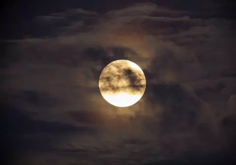 Luna plină din 29 septembrie 2023. Cum sunt influențate zodiile