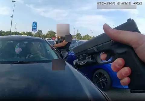 O femeie de culoare, însărcinată, a fost împușcată mortal de un polițist în Ohio. Nici copilul ei nu a supraviețuit