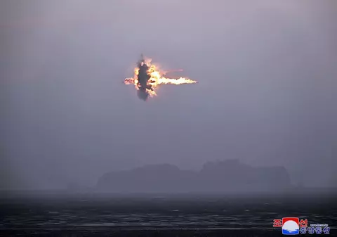 Coreea de Nord anunță că a simulat un nou atac cu rachete pentru că vrea să-și avertizeze „inamicii de pericolul real al războiului nuclear”