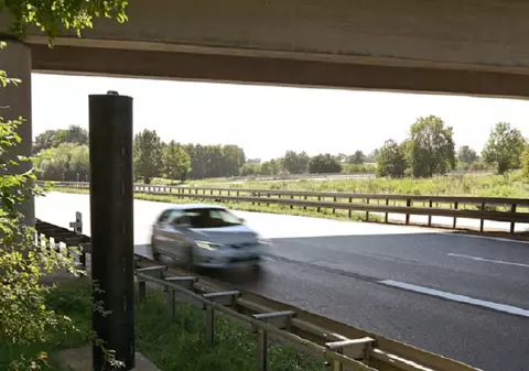 330.000 de șoferi, amendați în 5 ani, surprinși de același radar cu laser instalat strategic pe o autostradă din Germania