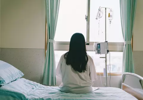 Cazul unei eleve premiante, care a ajuns la spital, a șocat o comunitate din Vaslui. „Probabil lipsa educației sexuale a condus la această tragedie” 