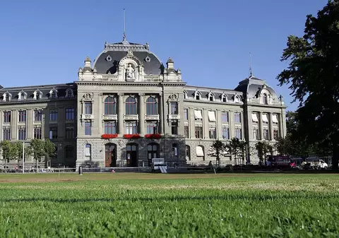 Un lector de la universitatea din Berna a fost dat afară, după ce a scris pe rețelele sociale că atacul Hamas a fost „cadou de ziua mea de naștere”