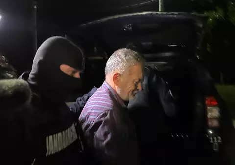 Dumitru Buzatu rămâne în arest preventiv pentru încă 30 de zile, expertul acuzat de trafic de influență, sub control judiciar. Decizia Tribunalului Vaslui nu este definitivă