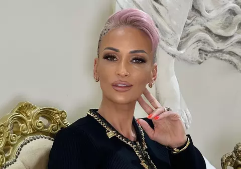 Cine este Gabriela Lucuțar, „Regina Întunericului”. A gătit pentru cei trei jurați de la Chefi la cuțite 2024