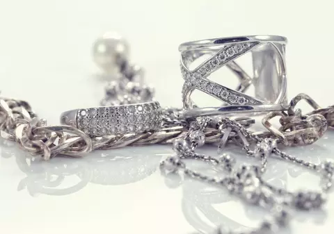 Diferența dintre argint și argint rodiat. Ce este argintul rodiat?