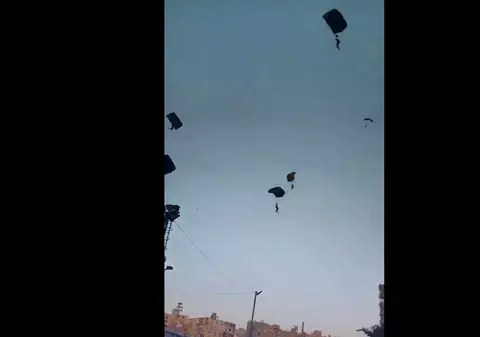 Parașutiști din Egipt prezentați drept palestinieni care masacrează israelieni. Rețelele de socializare sunt pline de dezinformări despre războiul dintre Israel și Hamas