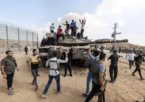 Serviciile secrete israeliene aveau indicii că Hamas plănuia o operațiune majoră, spune New York Times. De ce a fost luat Israelul prin surprindere