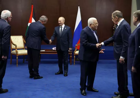 Rusia i-a primit pe liderii Hamas la Moscova. Decizia, criticată de Israel: „Un gest obscen care legitimează atrocitățile teroriștilor”