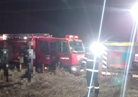 O șoferită a murit, după ce mașina pe care o conducea a fost spulberată de un marfar, în Teleorman